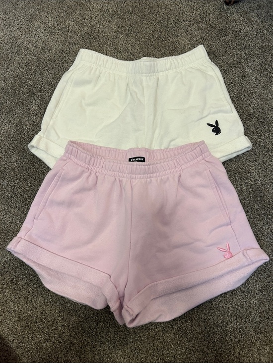 PLAYBOY Pants - PLAYBOY White and Light Pink Terry Shorts Set
